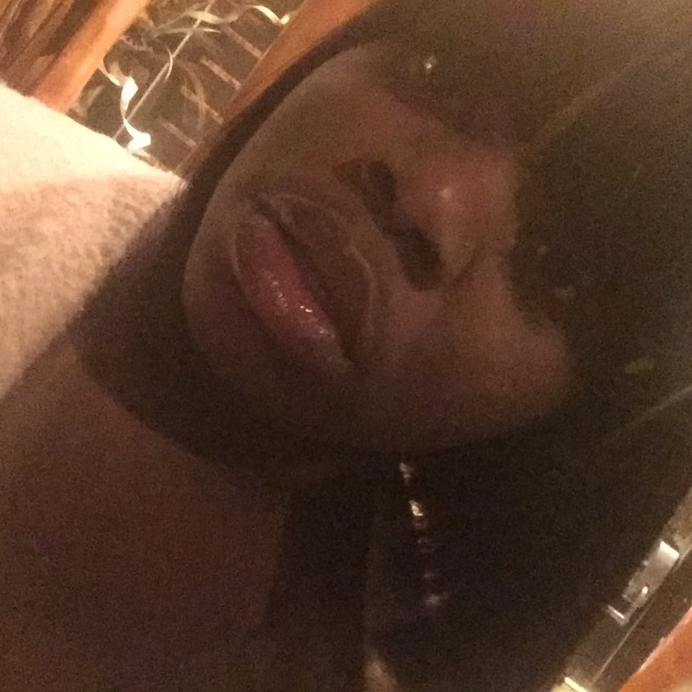 Meet your Posher, Ajah